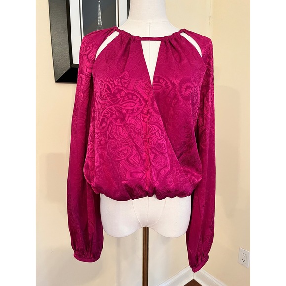 NWT Veronica Beard Sionne Blouse Bright Magenta Cutout Neck Silk Blend SIZE 8 - Picture 2 of 8